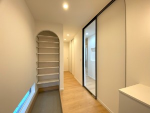 開放感抜群の吹抜けリビングが魅力的なお家
